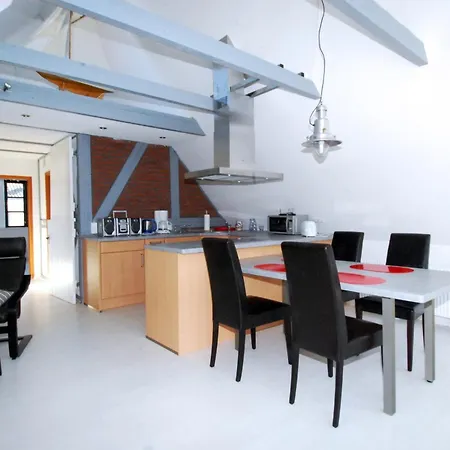 Apartment Bergstraße 25 Og *